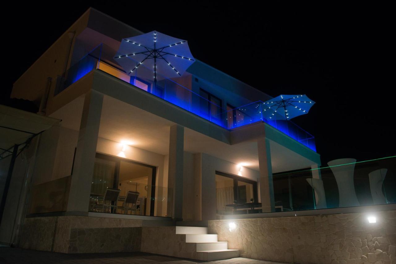 Bed and Breakfast Divina Perla Pulsano Exterior foto